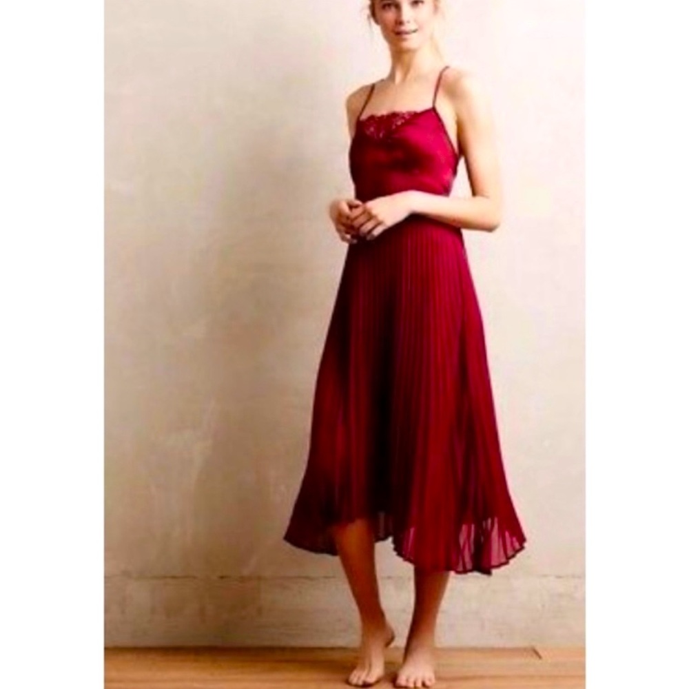 Anthropologie Bhldn E by Eloise burgundy pleated maxi slip dress w lace detail